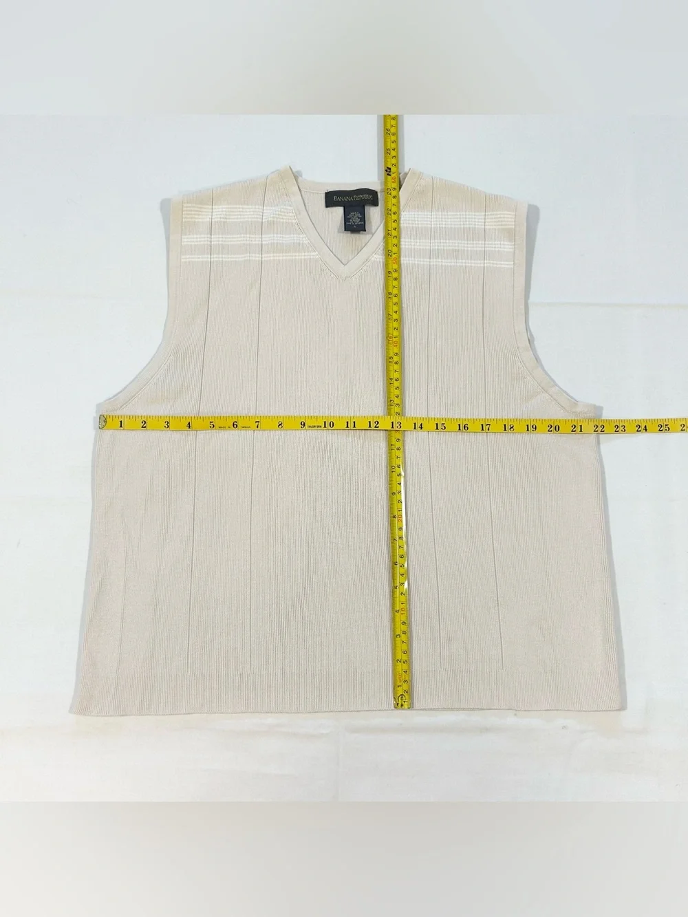 Vintage Banana Republic Men's Large V-Neck Sweater Vest 100% Cotton Preppy Beige